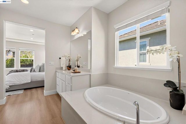 4278 Jordan Ranch Dr, Dublin, CA 94568