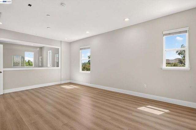 4278 Jordan Ranch Dr, Dublin, CA 94568