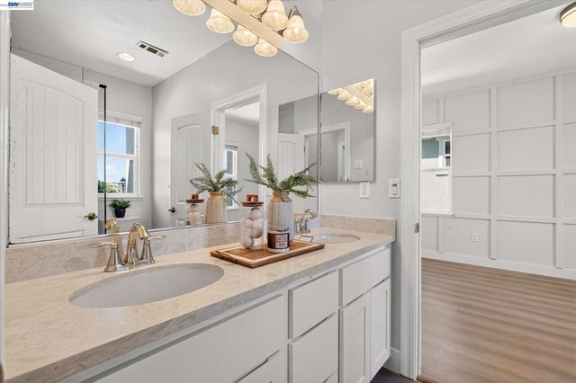 4278 Jordan Ranch Dr, Dublin, CA 94568