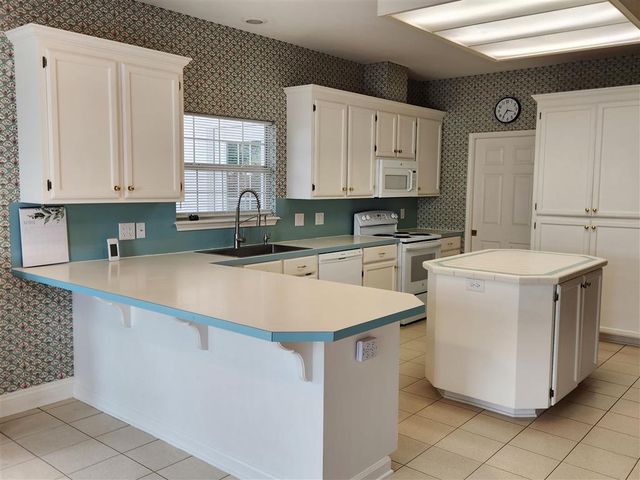 4215 W Jevon Lane, Lake Charles, LA 70605