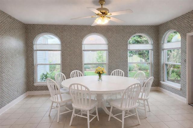 4215 W Jevon Lane, Lake Charles, LA 70605