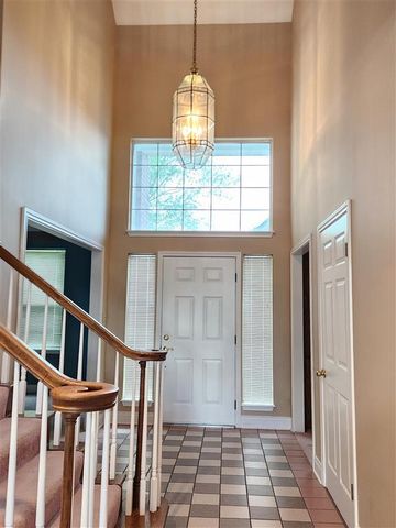 4215 W Jevon Lane, Lake Charles, LA 70605