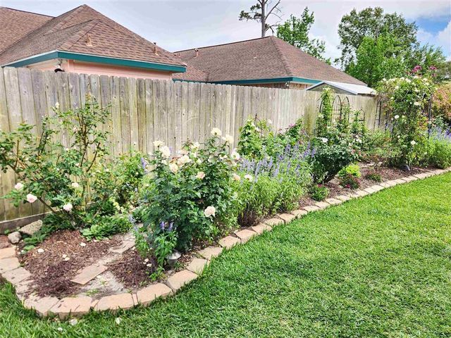 4215 W Jevon Lane, Lake Charles, LA 70605
