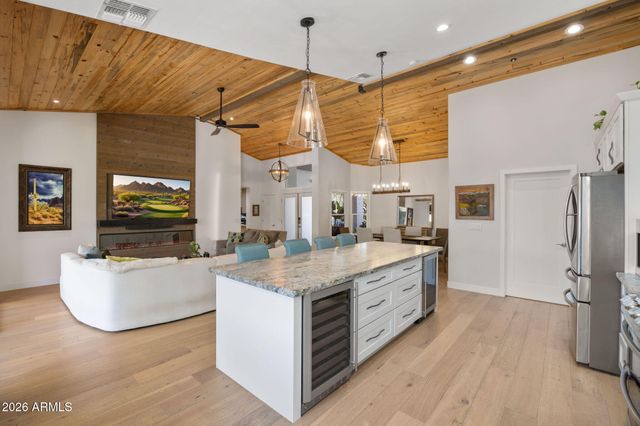 9711 E PERSHING Avenue, Scottsdale, AZ 85260