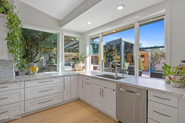 9711 E PERSHING Avenue, Scottsdale, AZ 85260