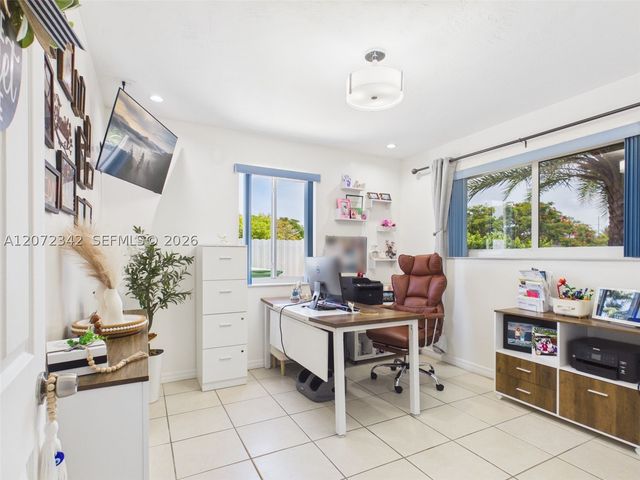 9601 SW 183rd St, Palmetto Bay, FL 33157