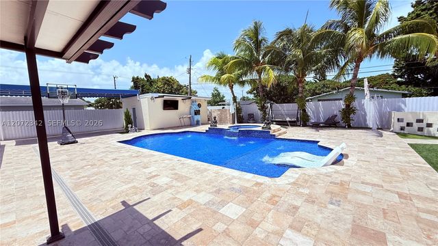 9601 SW 183rd St, Palmetto Bay, FL 33157
