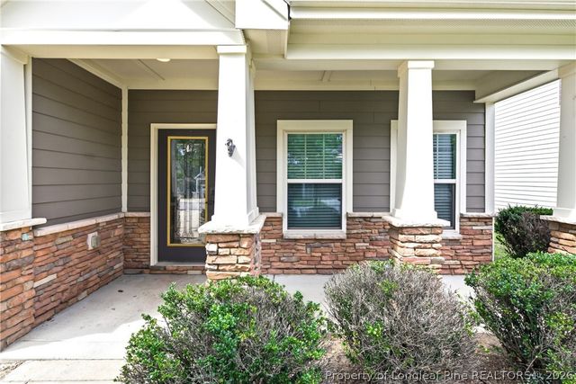 1014 Micahs Way N, Spring Lake, NC 28390