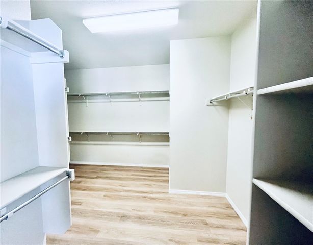 249 Newberry TRL, San Marcos, TX 78666