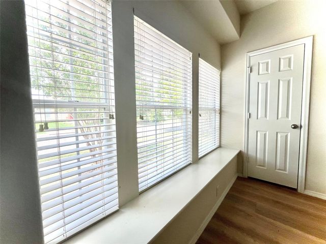 249 Newberry TRL, San Marcos, TX 78666