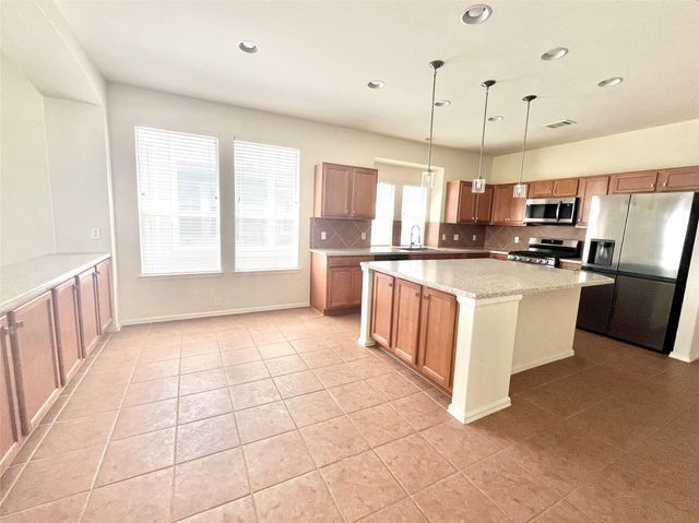 249 Newberry TRL, San Marcos, TX 78666