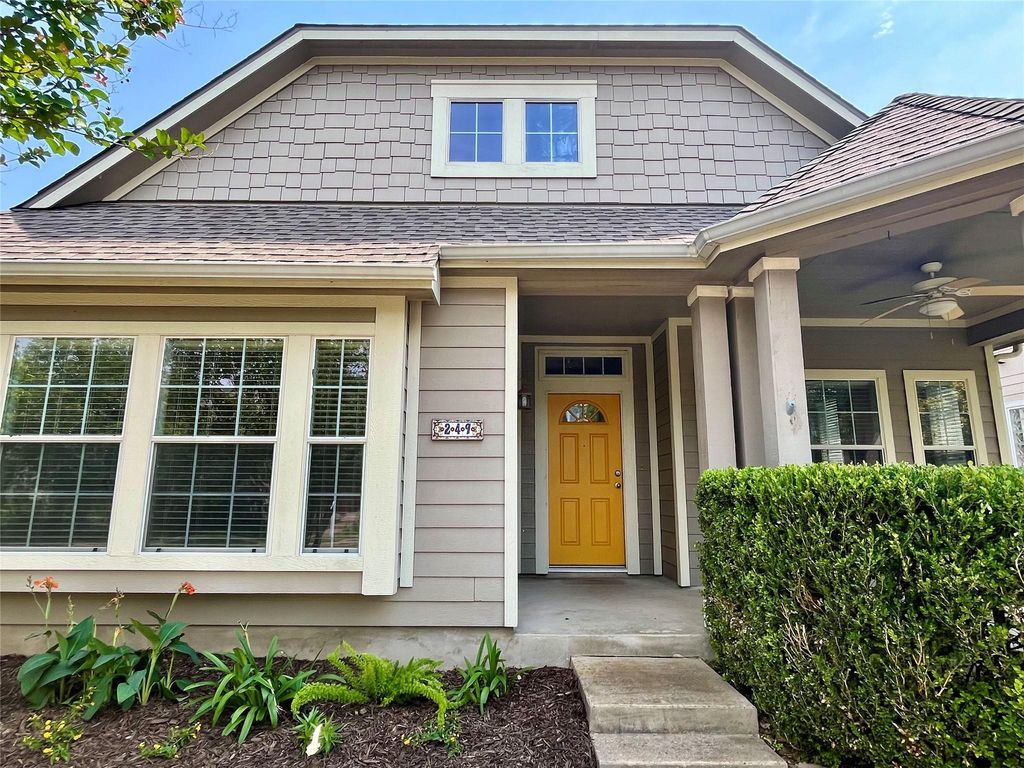 249 Newberry TRL, San Marcos, TX 78666