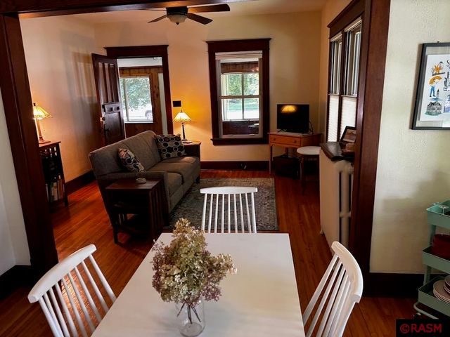 327 W Broadway Avenue, St. Peter, MN 56082