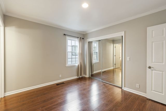 112 Saint Charles Pl, Nashville, TN 37212