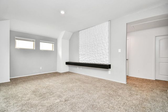 2911 Roman Forest Boulevard, New Caney, TX 77357