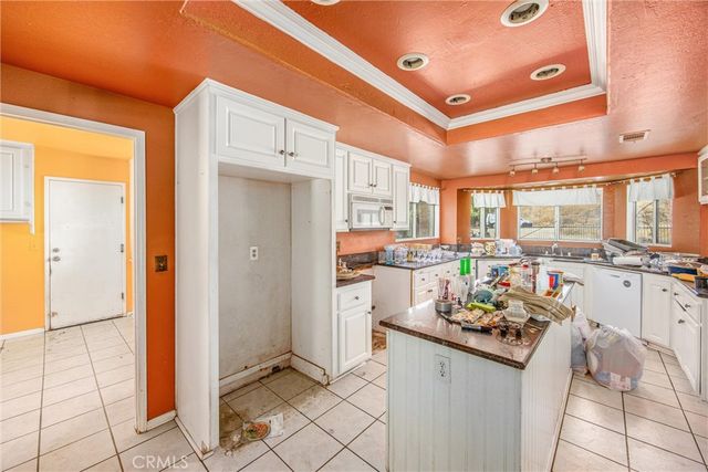 9099 Cajalco, Corona, CA 92881