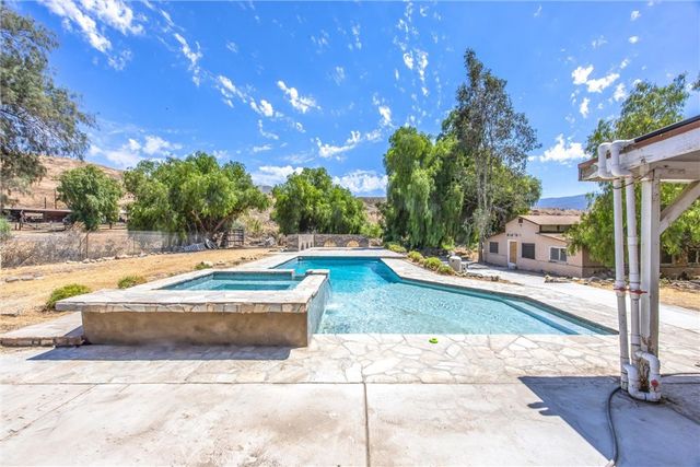 9099 Cajalco, Corona, CA 92881