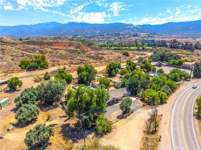 9099 Cajalco, Corona, CA 92881