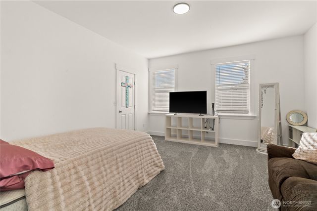 5817 Banner Road SE, Port Orchard, WA 98367