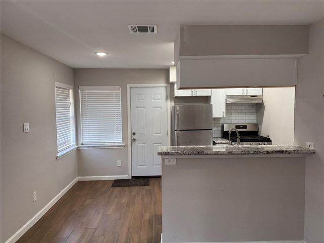 2922 Randolph Road 12, Pasadena, TX 77503