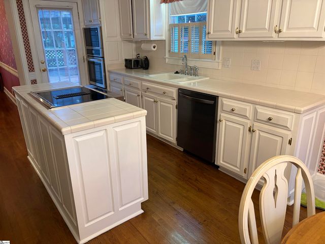 303 Pelham Falls Drive, Greer, SC 29651