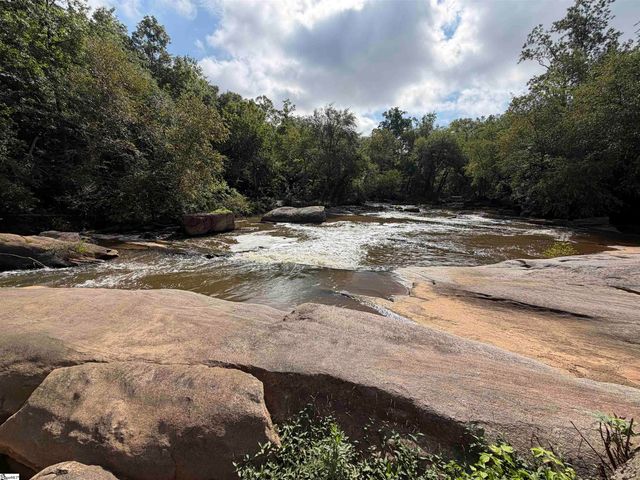 303 Pelham Falls Drive, Greer, SC 29651