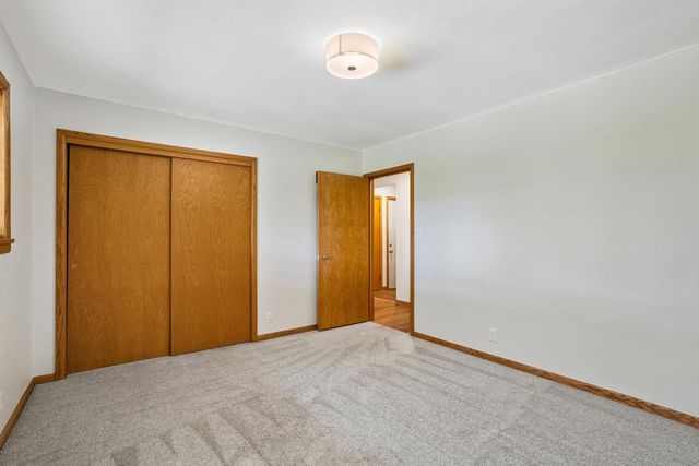 805 W Decorah ROAD, West Bend, WI 53095