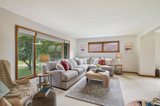 805 W Decorah ROAD, West Bend, WI 53095