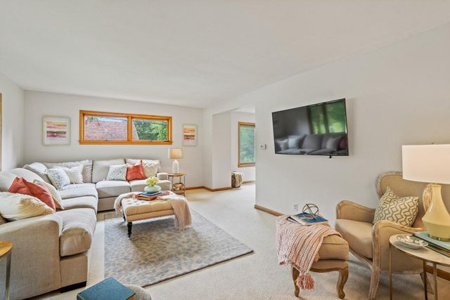 805 W Decorah ROAD, West Bend, WI 53095