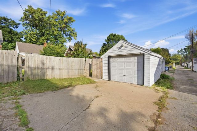 3718 Newton Avenue N, Minneapolis, MN 55412
