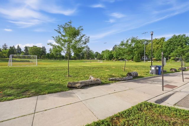 3718 Newton Avenue N, Minneapolis, MN 55412