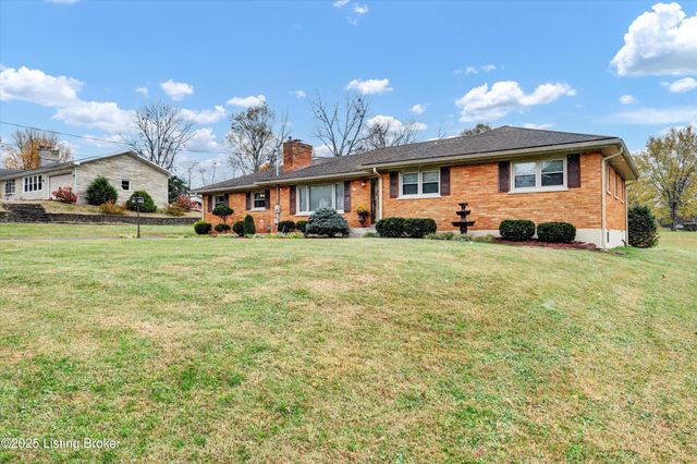 6706 Concord Hill Rd, Louisville, KY 40228