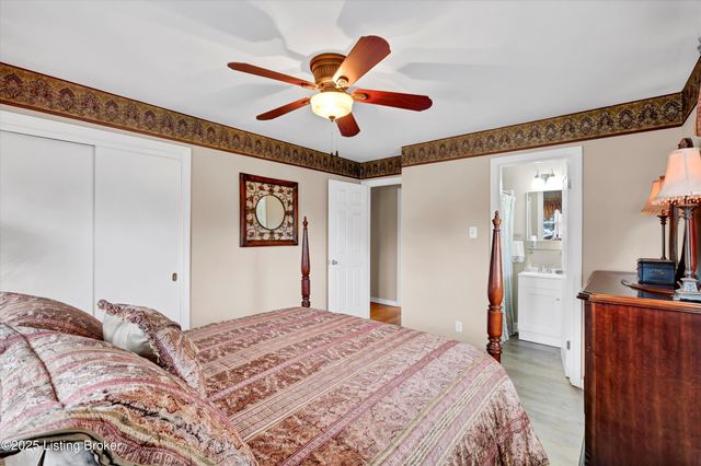 6706 Concord Hill Rd, Louisville, KY 40228