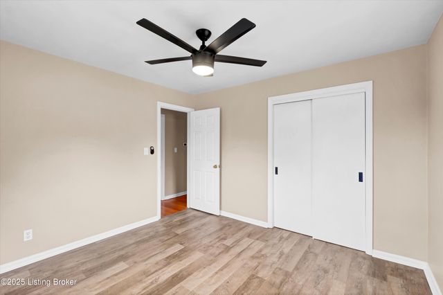 6706 Concord Hill Rd, Louisville, KY 40228