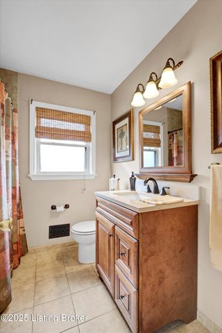 6706 Concord Hill Rd, Louisville, KY 40228