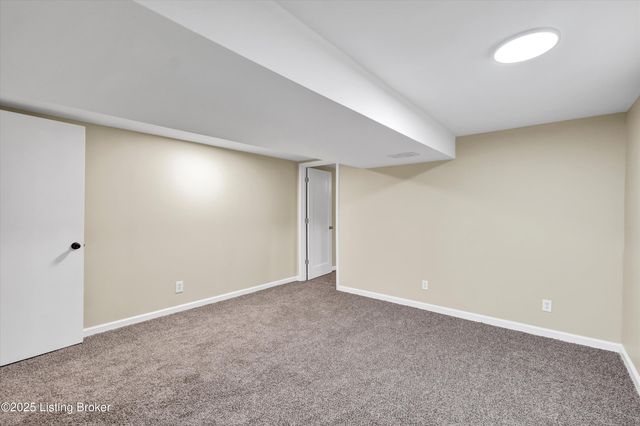 6706 Concord Hill Rd, Louisville, KY 40228