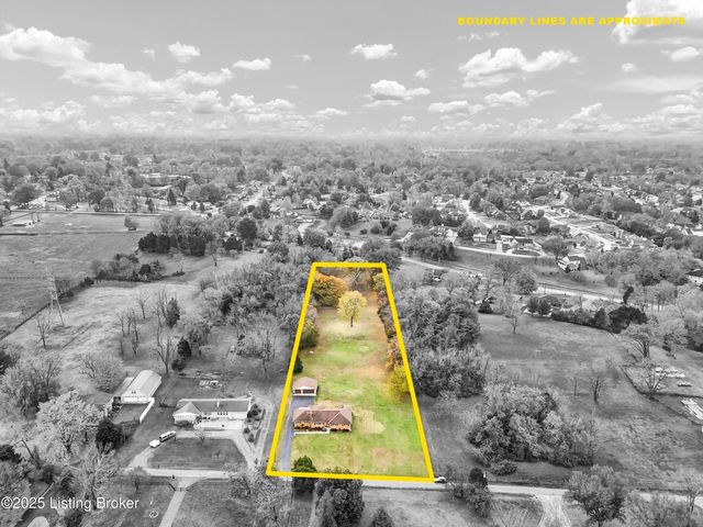 6706 Concord Hill Rd, Louisville, KY 40228