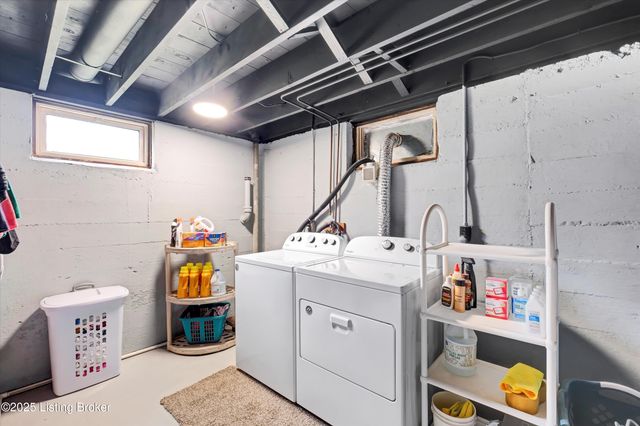 6706 Concord Hill Rd, Louisville, KY 40228