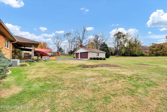 6706 Concord Hill Rd, Louisville, KY 40228