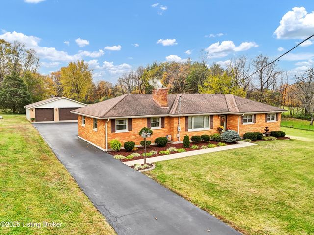 6706 Concord Hill Rd, Louisville, KY 40228