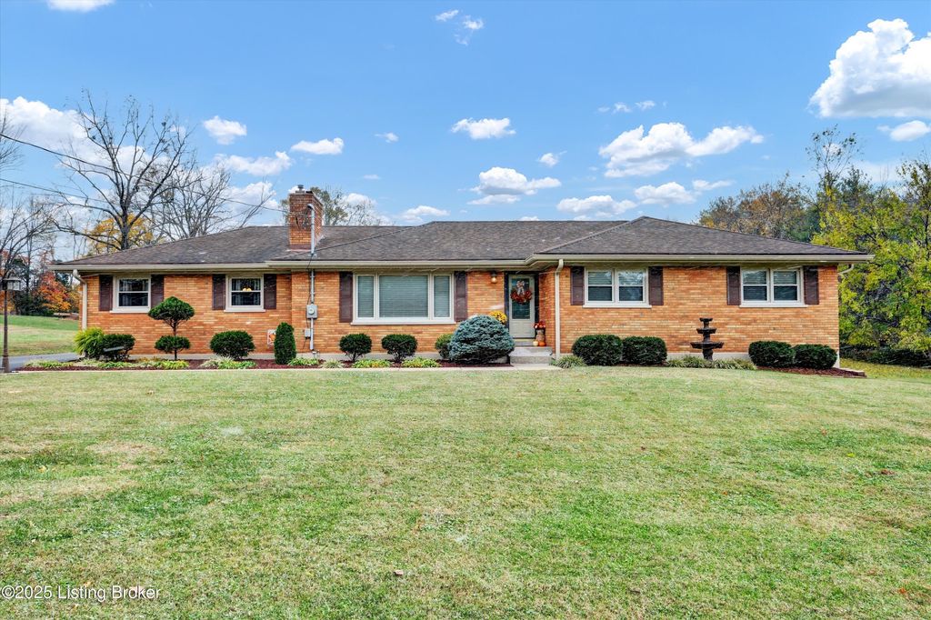 6706 Concord Hill Rd, Louisville, KY 40228