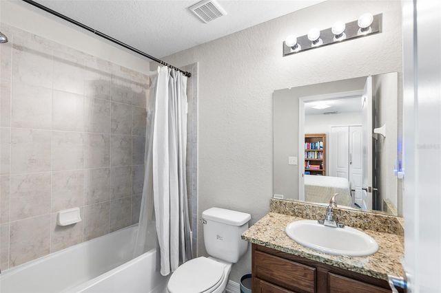 110 PROMENADE COURT, Auburndale, FL 33823