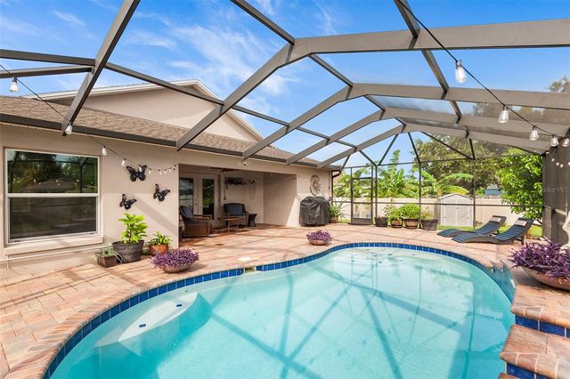 110 PROMENADE COURT, Auburndale, FL 33823