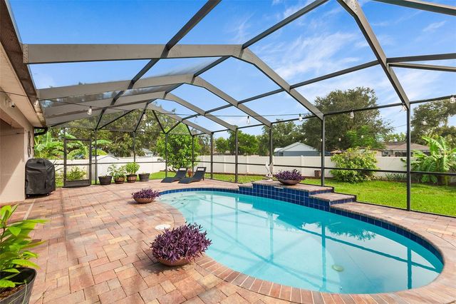 110 PROMENADE COURT, Auburndale, FL 33823