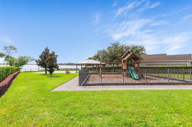 110 PROMENADE COURT, Auburndale, FL 33823