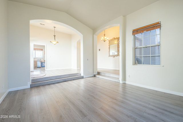 1857 W REDFIELD Road, Gilbert, AZ 85233