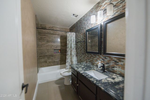 1857 W REDFIELD Road, Gilbert, AZ 85233
