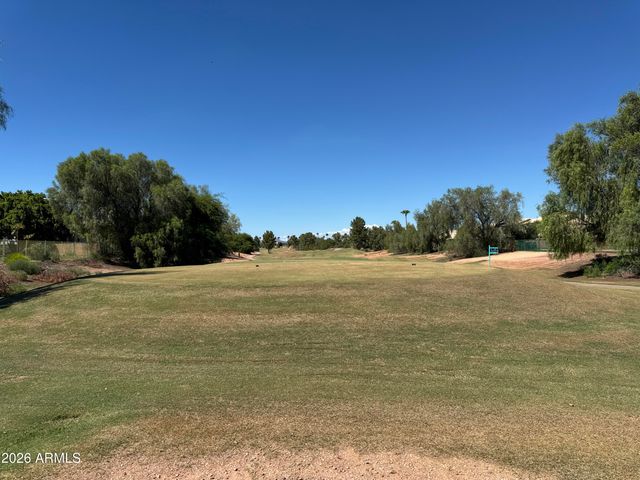 1857 W REDFIELD Road, Gilbert, AZ 85233