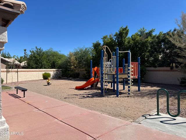 1857 W REDFIELD Road, Gilbert, AZ 85233