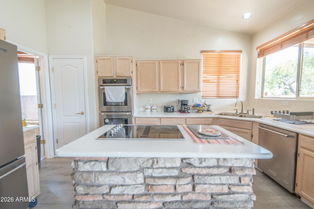 1857 W REDFIELD Road W, Gilbert, AZ 85233 — photo 5